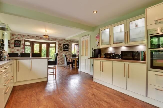Kitchen/Dining Ro...
