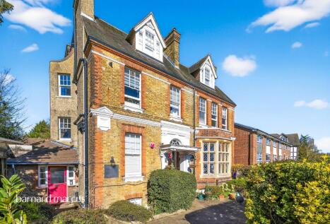 Birdhurst Road, SOUTH CROYDON