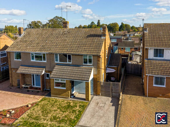 3-bed semi-detached on Ansell Way, Hardingstone, Northampton, £325,000