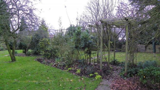 Garden feature