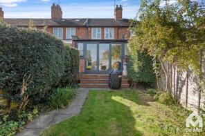 19, Shaw Green Lane, Cheltenham GL52 3BS