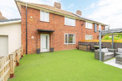 University Crescent, Gorleston