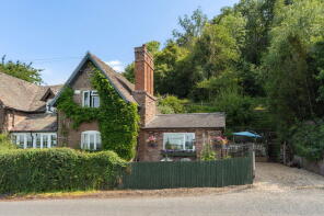 Hazel Cottage, New House Cottages, B4214 From Birchend To A4103, Ledbury HR8 1HG