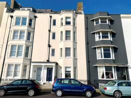 Third Floor Flat 5, 24, South Terrace, Littlehampton BN17 5PA