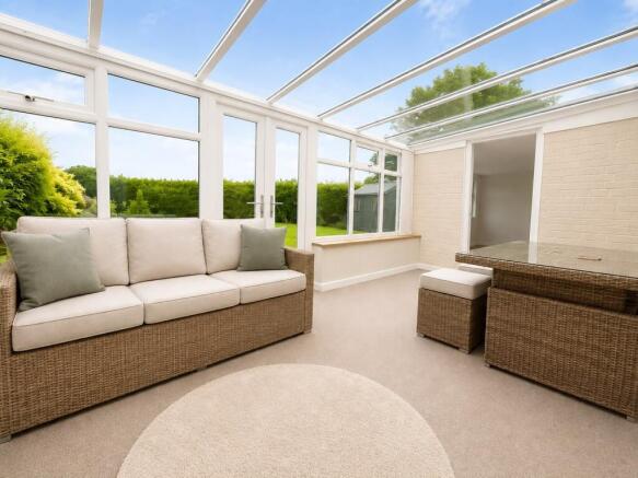 3 bed Bungalow to rent Image 7