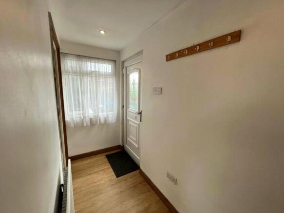 3 bed Semi-Detached for sale Image 11