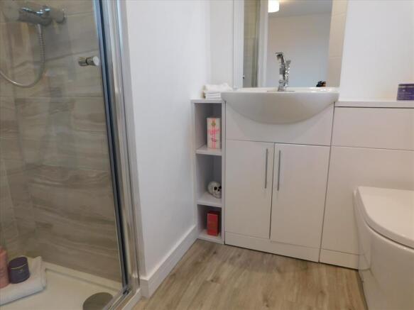 ENSUITE