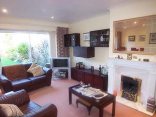 Sitting/Dining Room