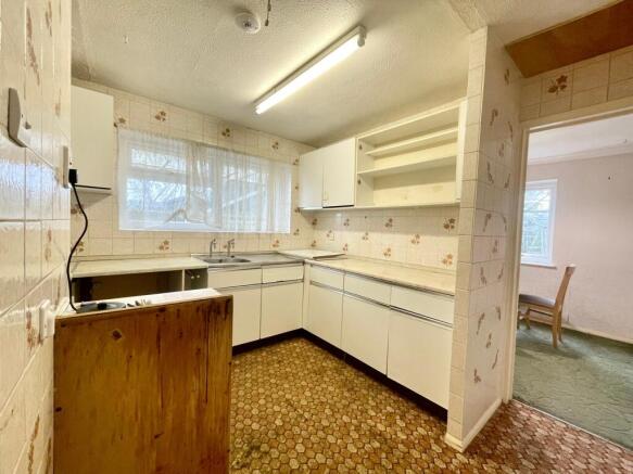 Stocking Green Close, Hanslope, Milton Keynes, MK19 photo 5