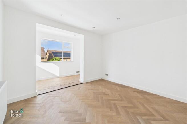 2 bed Detached Bungalow for sale Image 7