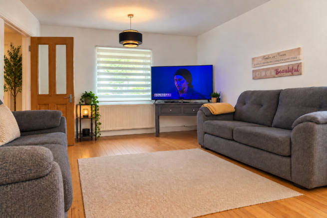 3 bed Detached for sale Image 4