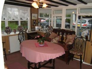 BREAKFAST ROOM