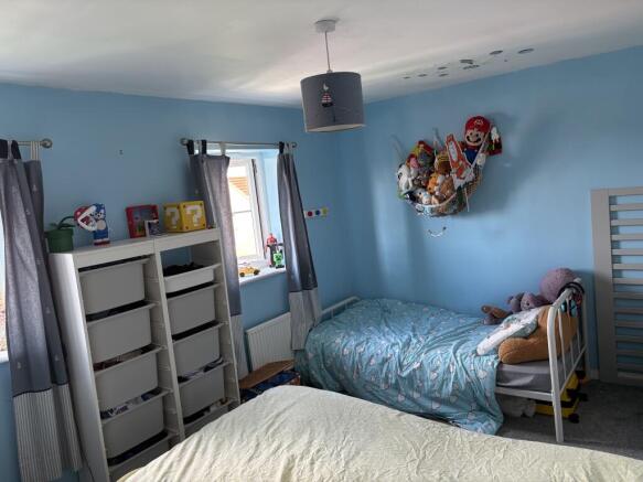 2 bed Semi-Detached for sale Image 11