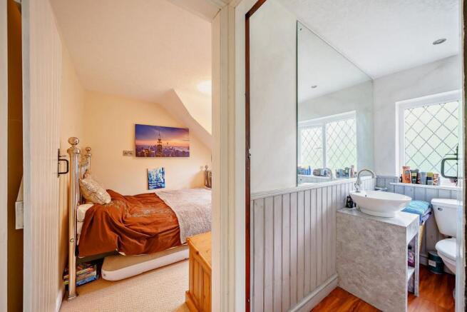 8427344-interior20-800.jpg