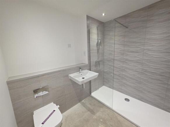 3 bed Detached Bungalow for sale Image 10
