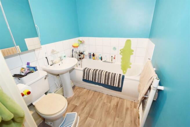 Bathroom.jpg