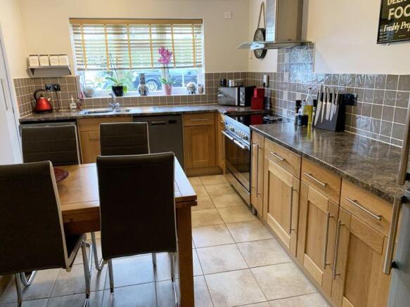Kitchen (1)