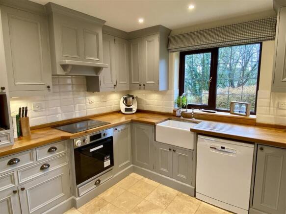 Kitchen.JPEG