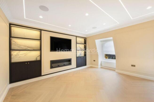 233E Elgin Avenue - fOxIVSJPwvNZlkOF6E3u.jpg