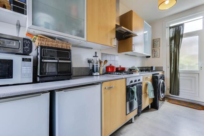 2 bed Terraced for sale Image 6
