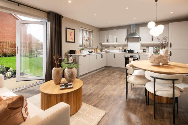 010 VistryNE_Linden_WhitworthChase_Sunflower