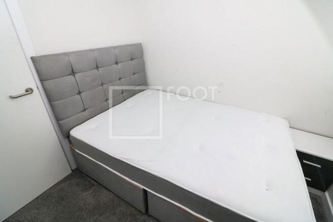 1 bed Apartment to rent Image 9