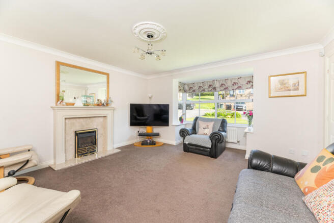 4 bed Detached for sale Image 6
