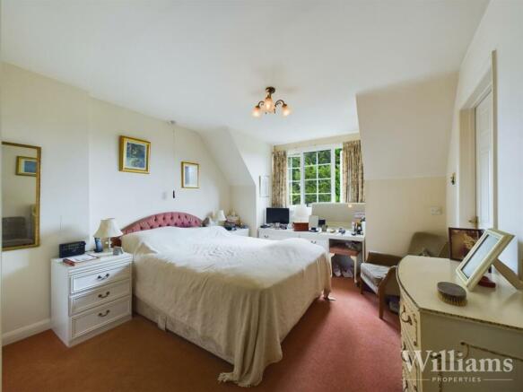 Master Bedroom & En Suite