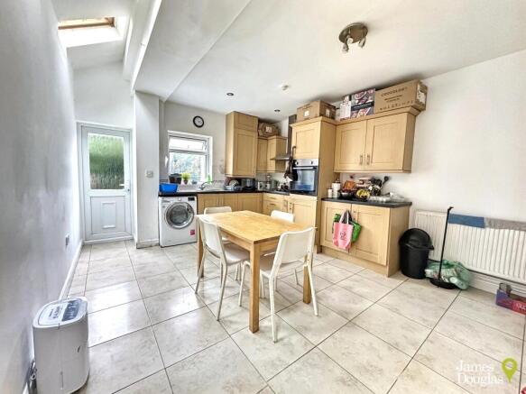 KITCHEN #1
