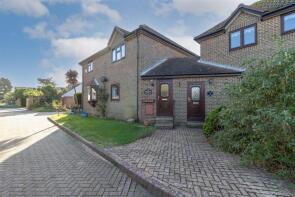 2, Locksley Mews, Tennyson Close, Yarmouth PO41 0RD