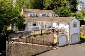 Cornerstones, Back Lane, Malvern WR14 2HJ