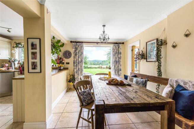 Picture No. 03