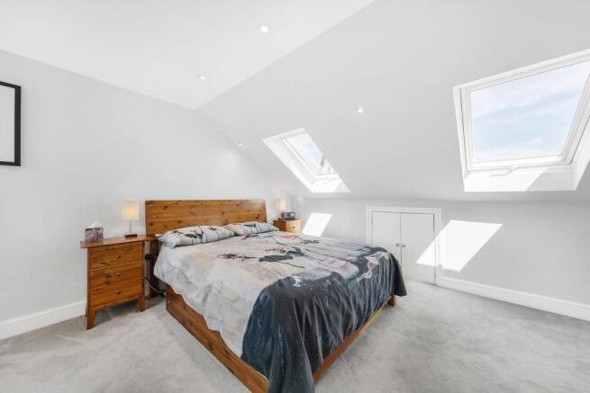 Bedroom (2).jpg