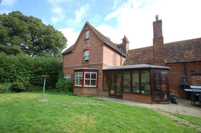 Photo 10
