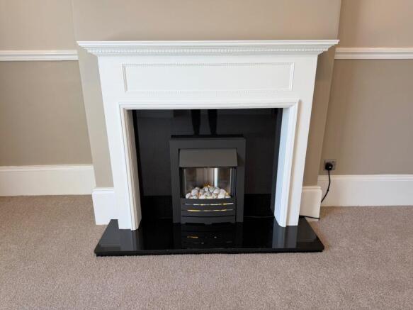 3 bed Terraced to rent Image 6