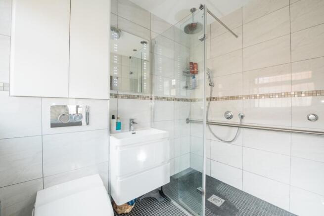 En Suite Shower Room