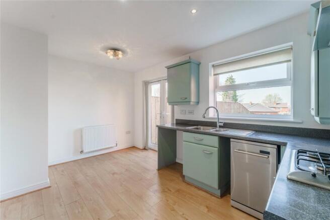 3 bed Town House for sale Image 10