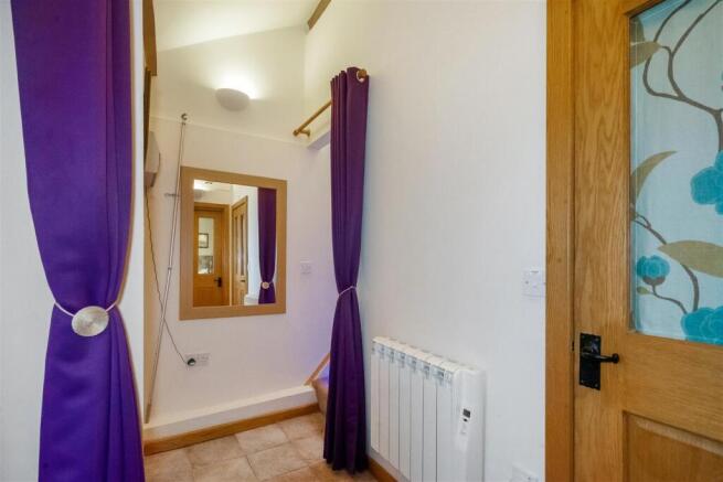 2 bed Cottage for sale Image 4