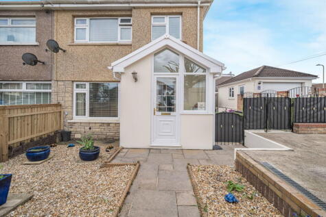 Glenwood Close, Coychurch, Bridgend, CF35 5EU