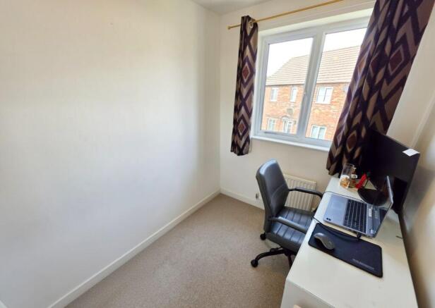 3 bed Semi-Detached for sale Image 12