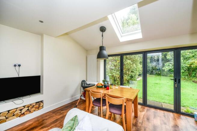 Open Plan Entertaini