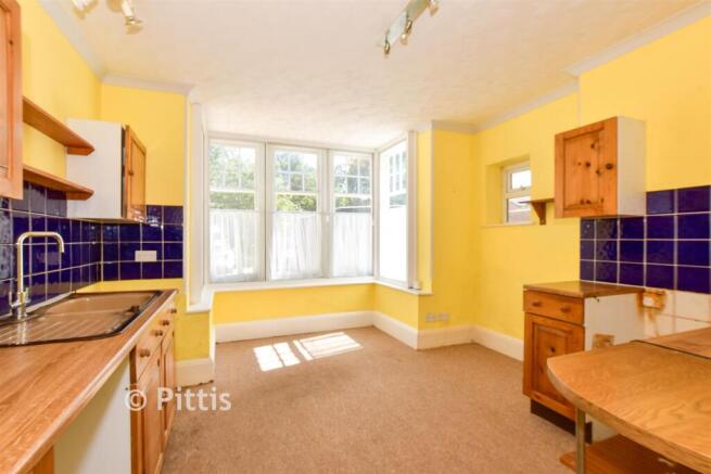 Kitchen/ Dining Room