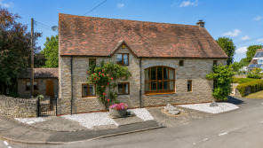 Cleeve Barn, Froglands Lane, Evesham WR11 8LB