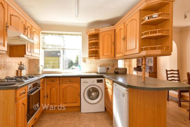 Kitchen/ Dining Area