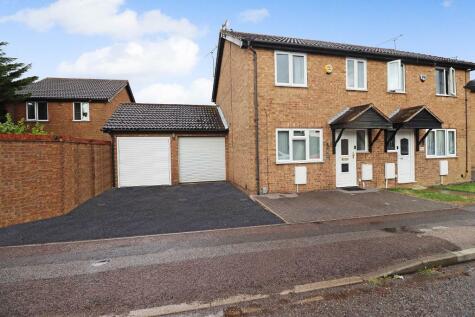 Rodeheath, Challney, Luton, Bedfordshire, LU4 9XA