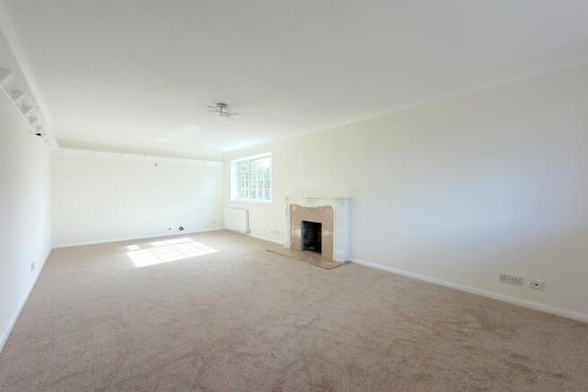 2 bed Bungalow for sale Image 8