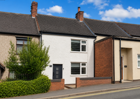 High Street, Heanor, DE75