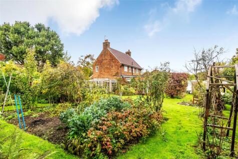 Clayhill Road, Leigh, Reigate, RH2