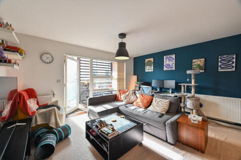 Geoff Cade Way, E3, Bow, London, E3