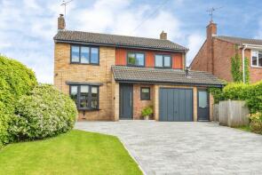 24, Yelverton Avenue, Stafford ST17 0HE